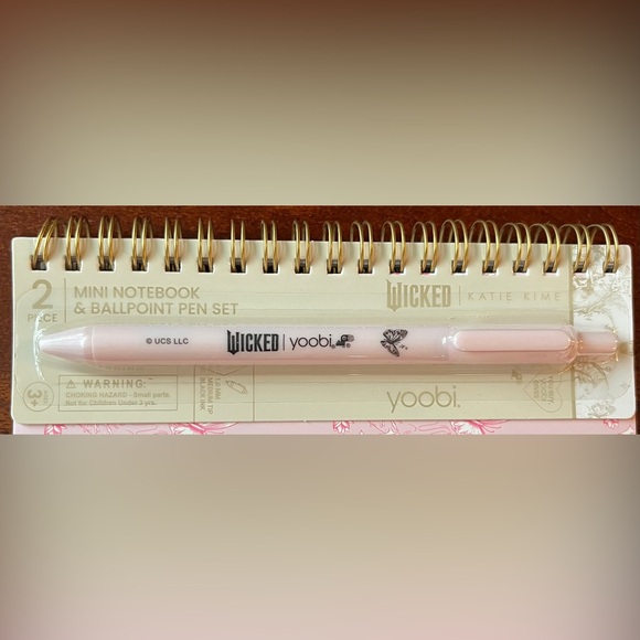 Wicked x Yoobi Mini Notebook and Pen Set Glinda NWT - Picture 6 of 7